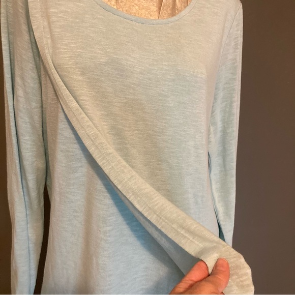 Weekends by Chico's Size 2 Scoop Neck Pullover Top Light Aqua Relaxed Fit Shirt - Picture 10 of 11